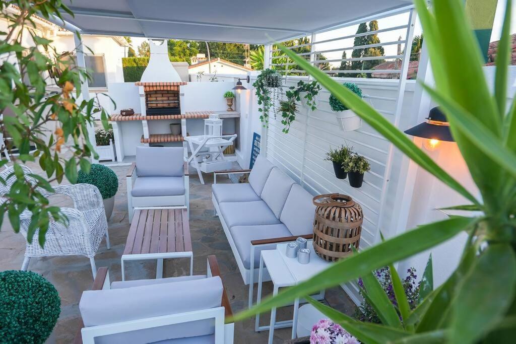 Villa Casacara Marbella Beachside Costabella -Spain Extérieur photo