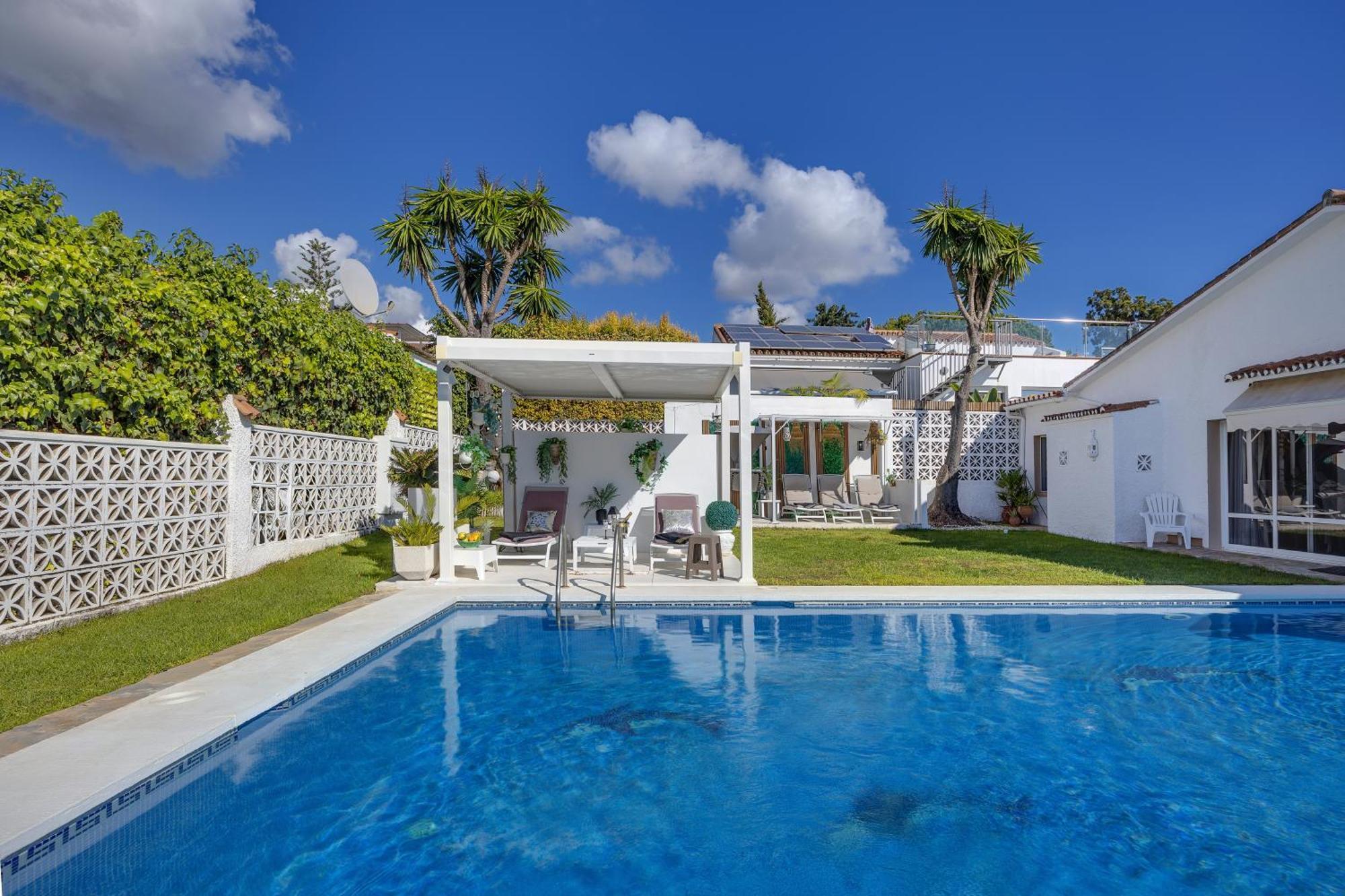 Villa Casacara Marbella Beachside Costabella -Spain Extérieur photo