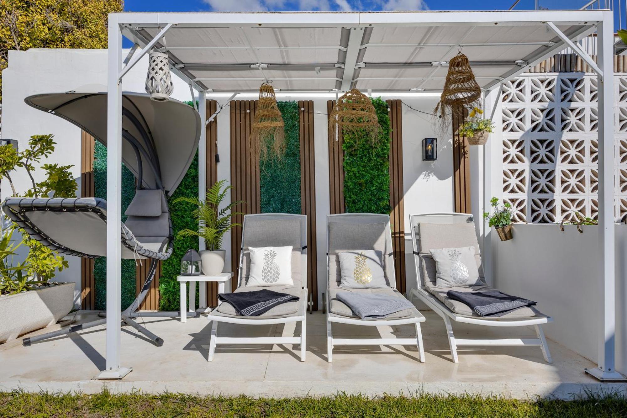 Villa Casacara Marbella Beachside Costabella -Spain Extérieur photo