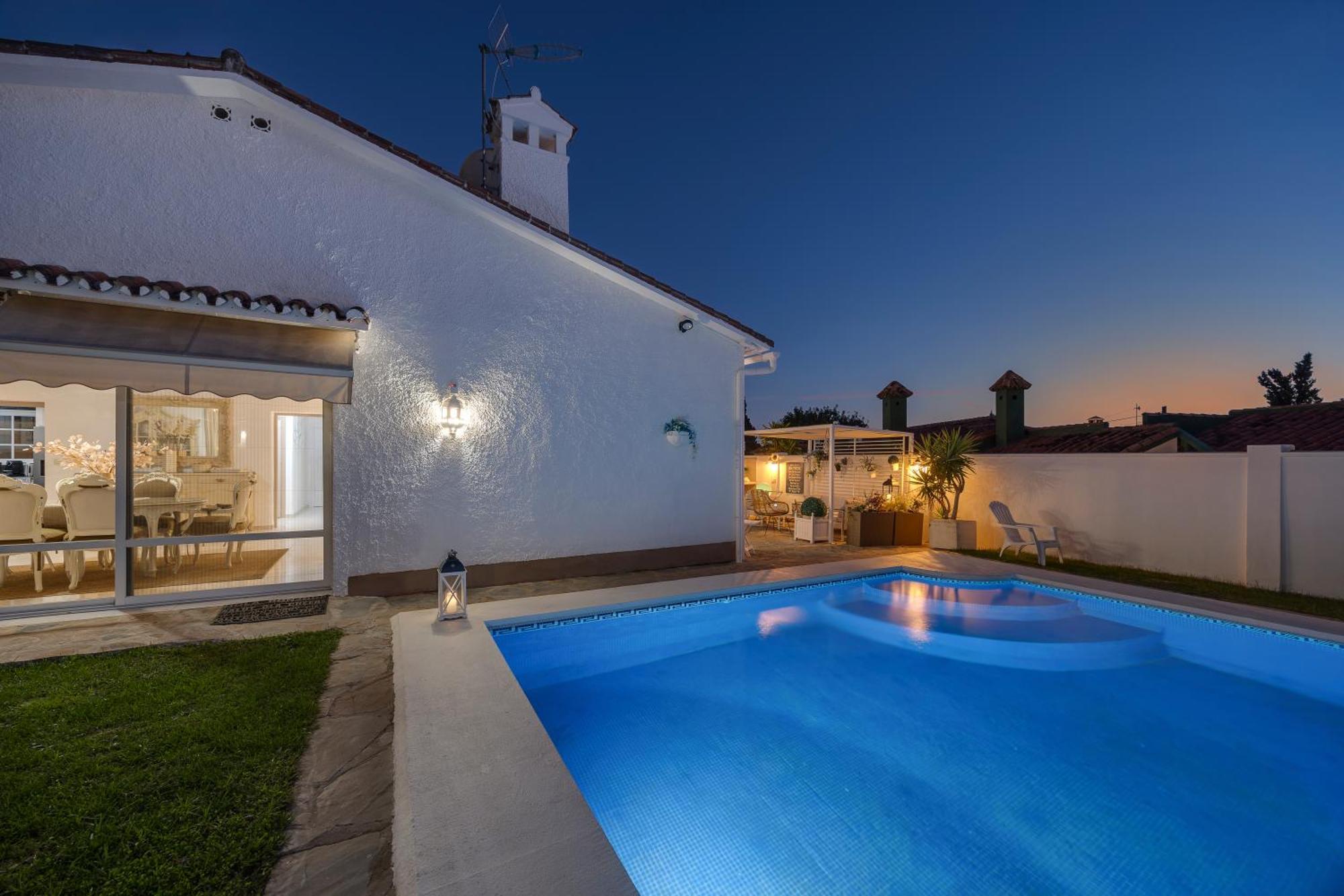 Villa Casacara Marbella Beachside Costabella -Spain Extérieur photo