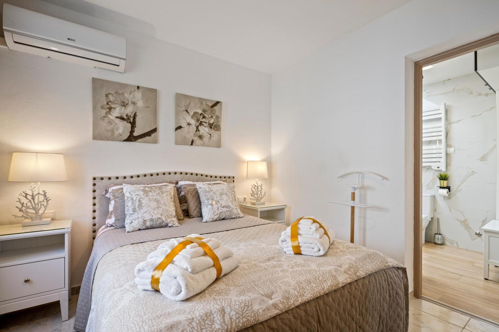 Villa Casacara Marbella Beachside Costabella -Spain Extérieur photo