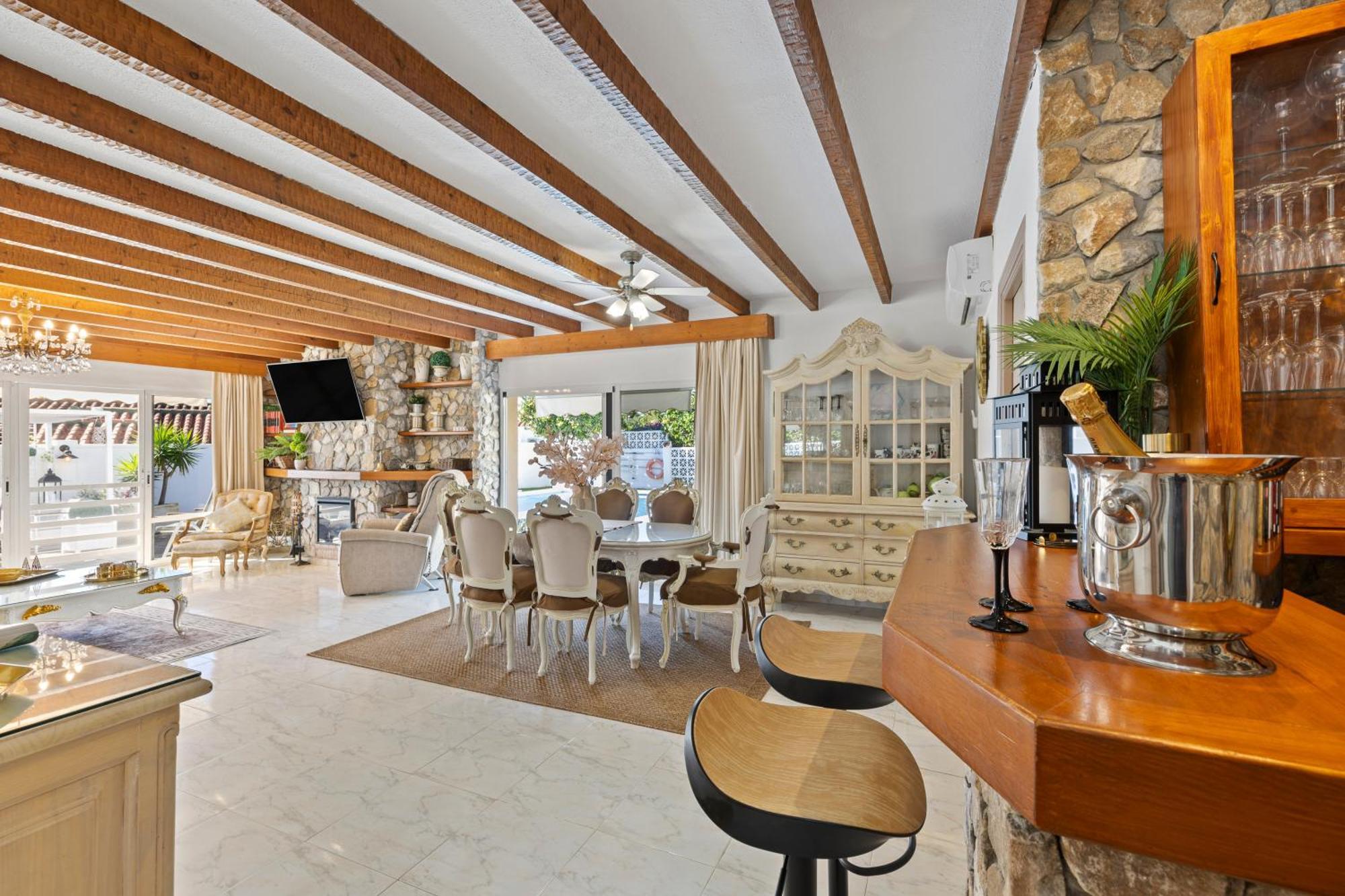 Villa Casacara Marbella Beachside Costabella -Spain Extérieur photo